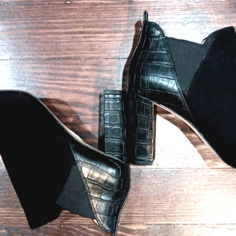 MARC FISHER. BLACK, MIXED MEDIA, "SAYLA" PEEP TOE BOOTIE. Size 9M. - Picture 4 of 11